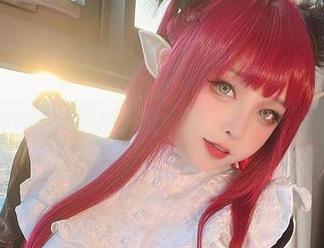 Sayo Momo的制服物语：高清写真集，让你感受时光流转！